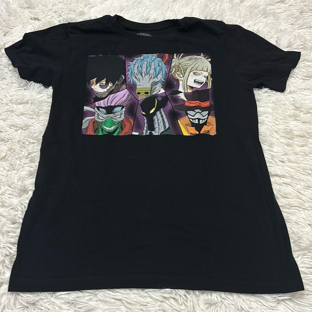 My Hero Academia tee size M